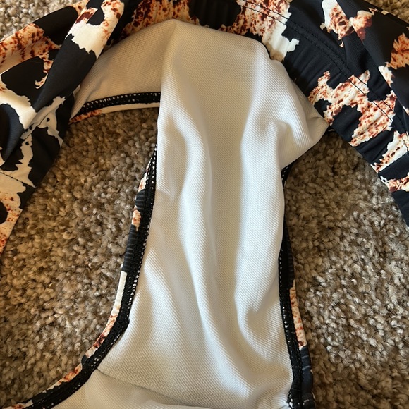 High Waisted bottom (leopard print) - Picture 4 of 5